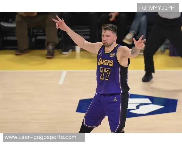 东契奇三分球出手高效低伤害是否真是侠迷心中的偶像